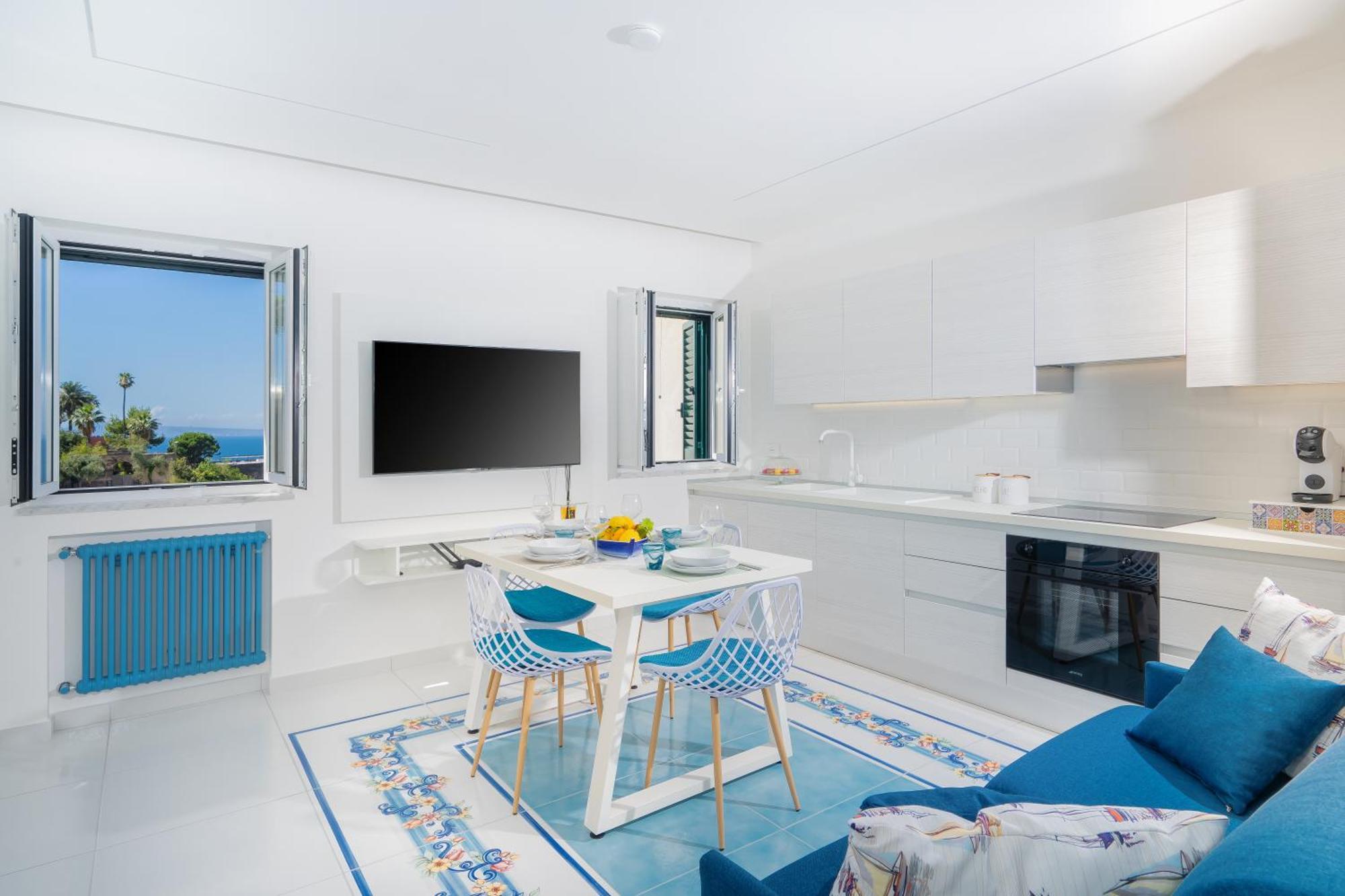 Sea View Deluxe Apartments Vico Equense Luaran gambar